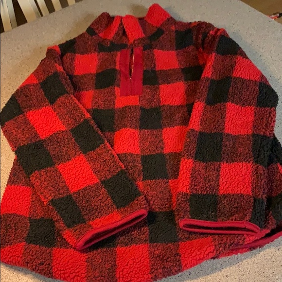 - - HOST PICK 🍁👏Buffalo Checkered Fleece Plaid - Picture 2 of 6